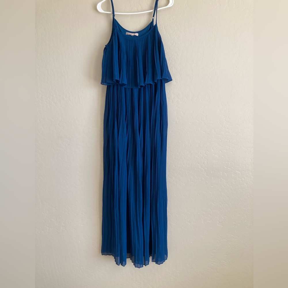 Forever 21 Chiffon Pleated Maxi Dress